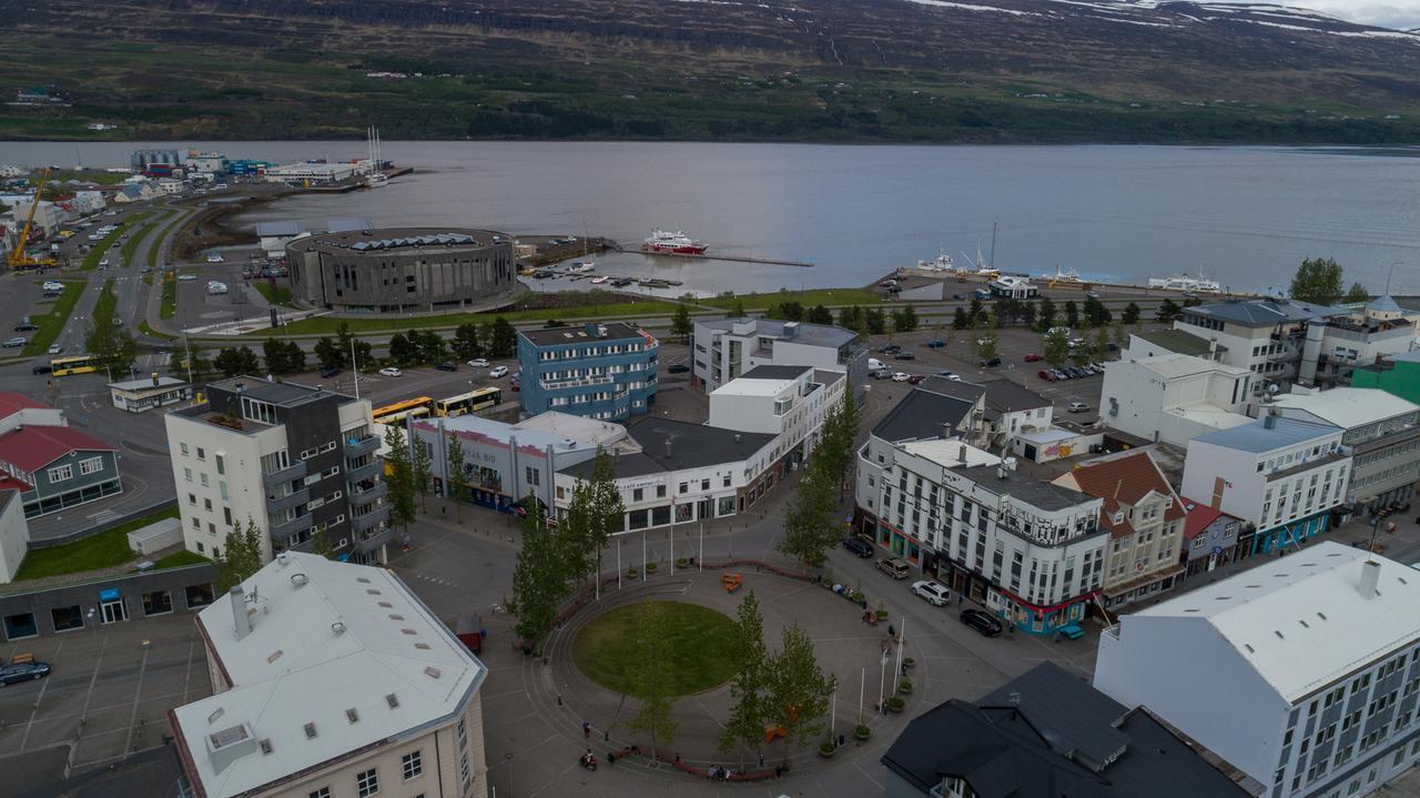 Town Square Guesthouse Akureyri Exterior photo